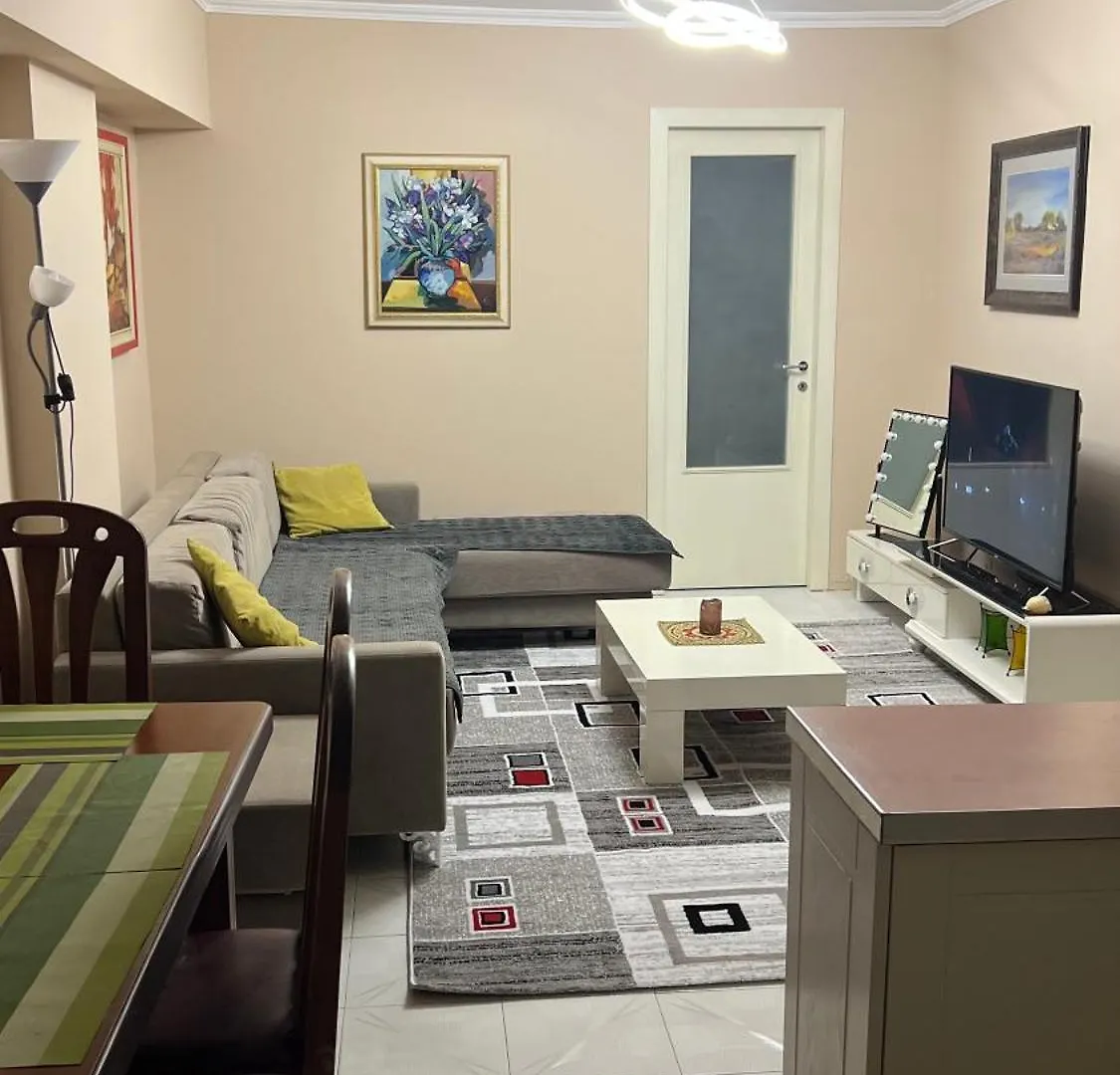 Bright & Roomy Center Tiran Arnavutluk