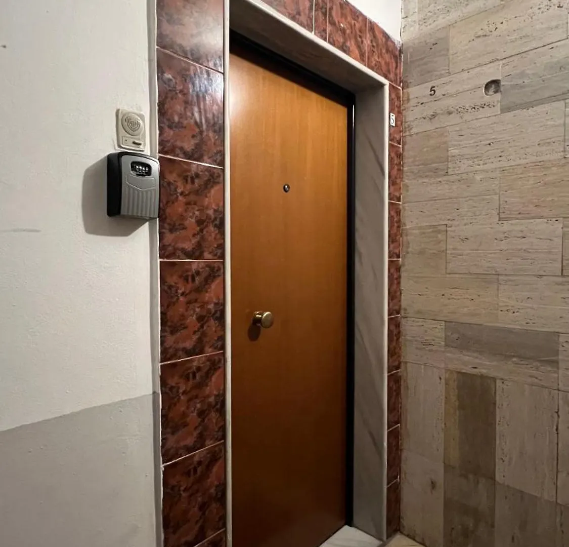 Daire Bright & Roomy Center Tiran Arnavutluk