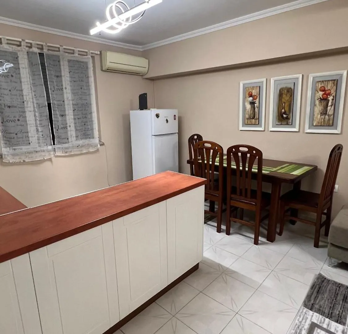 Daire Bright & Roomy Center Tiran