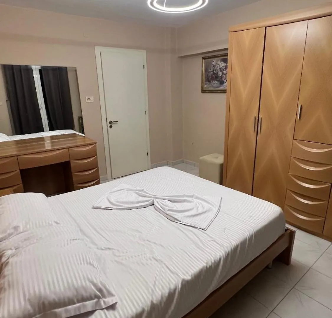 Daire Bright & Roomy Center Tiran